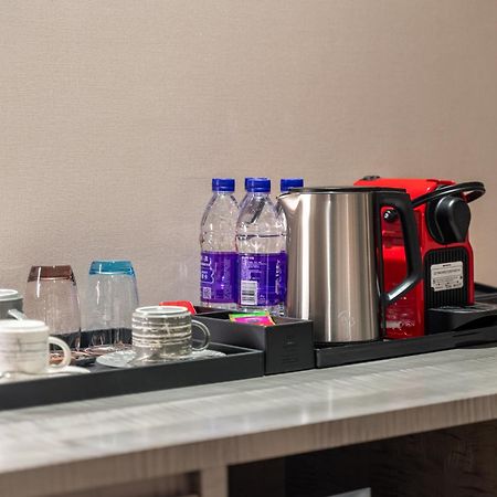 Hyatt Place Linyi People Square Экстерьер фото