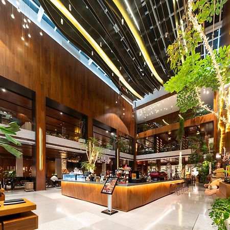 Hyatt Place Linyi People Square Экстерьер фото
