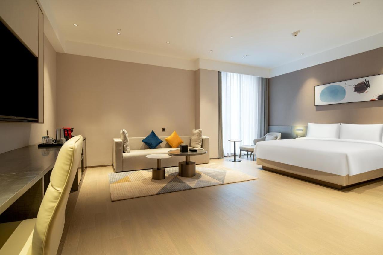 Отель Hyatt Place Linyi People Square Экстерьер фото