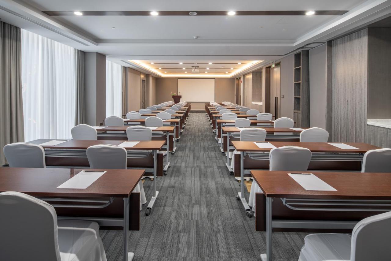 Hyatt Place Linyi People Square Экстерьер фото