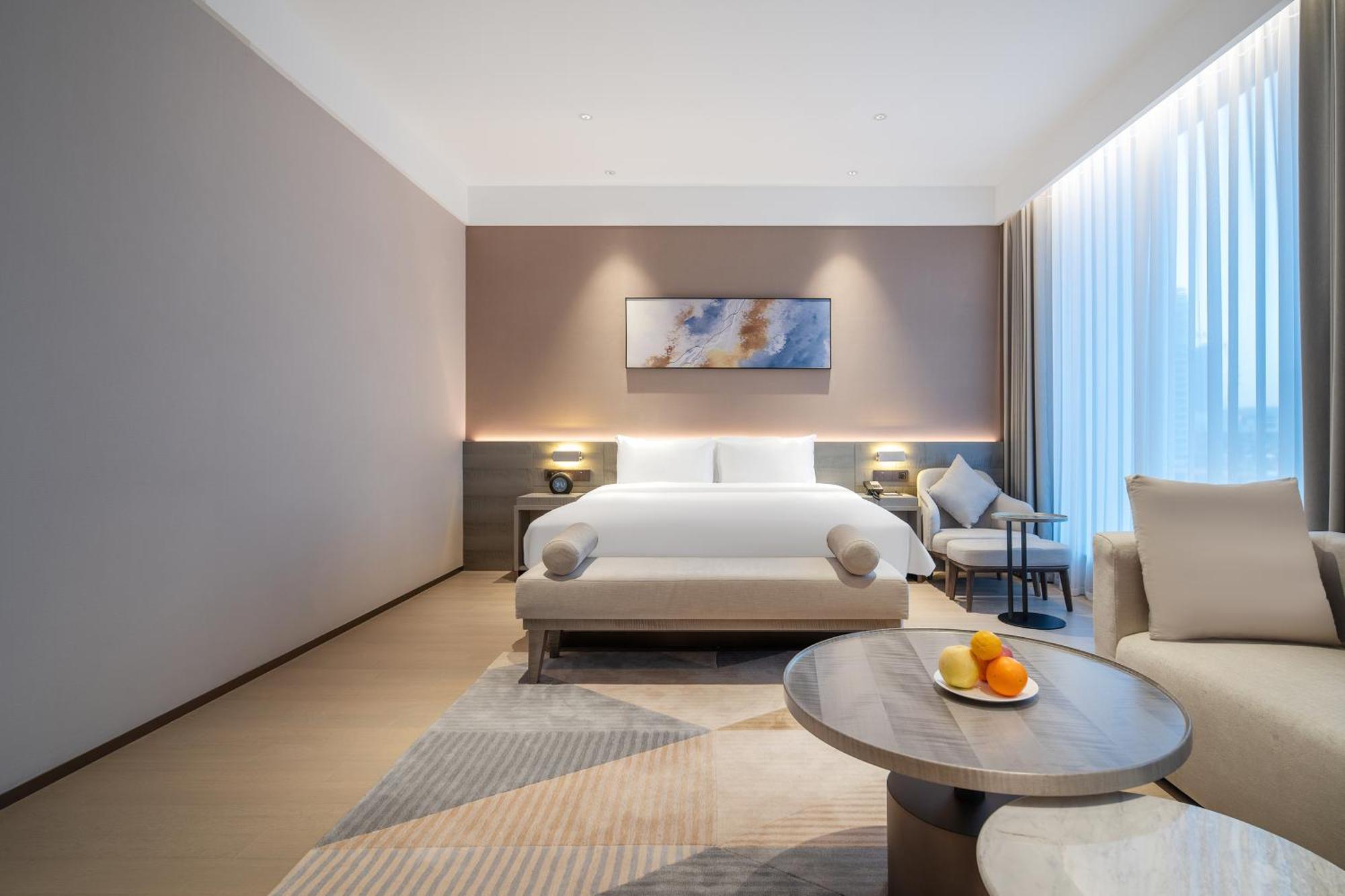 Hyatt Place Linyi People Square Экстерьер фото