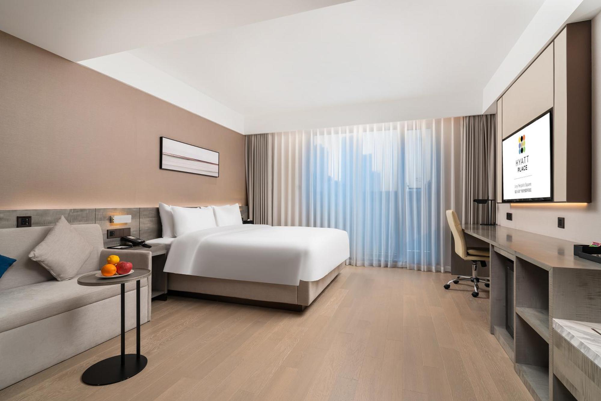 Отель Hyatt Place Linyi People Square Экстерьер фото