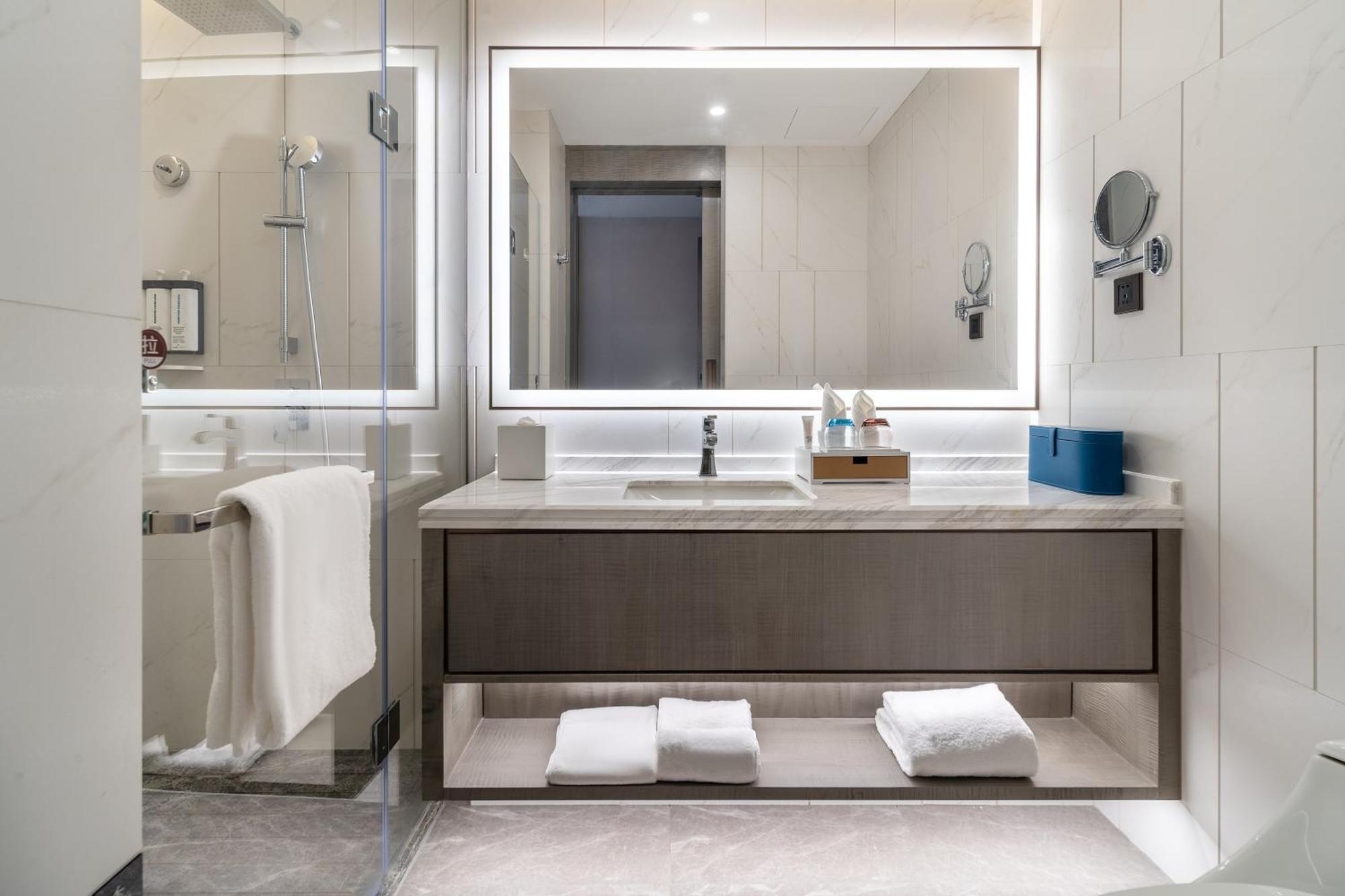 Hyatt Place Linyi People Square Экстерьер фото